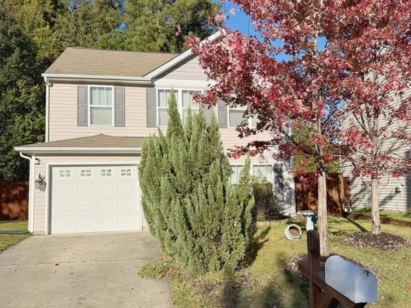 2933 Cherrybark Dr, Durham, NC 27704