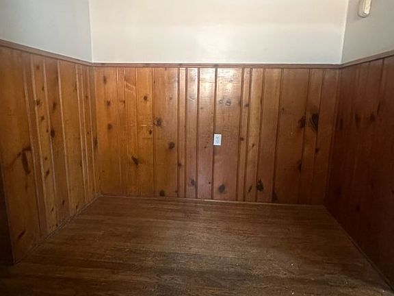 4th image of 526 Riddle Crest Ln APT 4