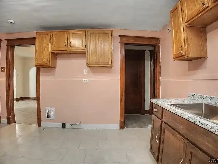 103 Preston Rd #LOWER — Photo 14