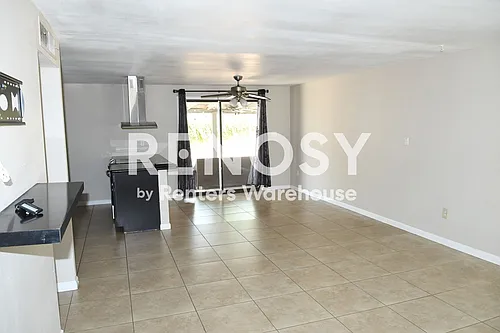 1550 W Pershing Ave Photo 1