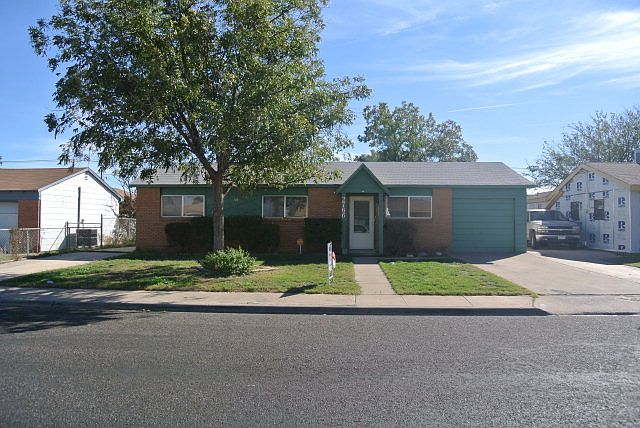 1st image of 2766 E 10th St