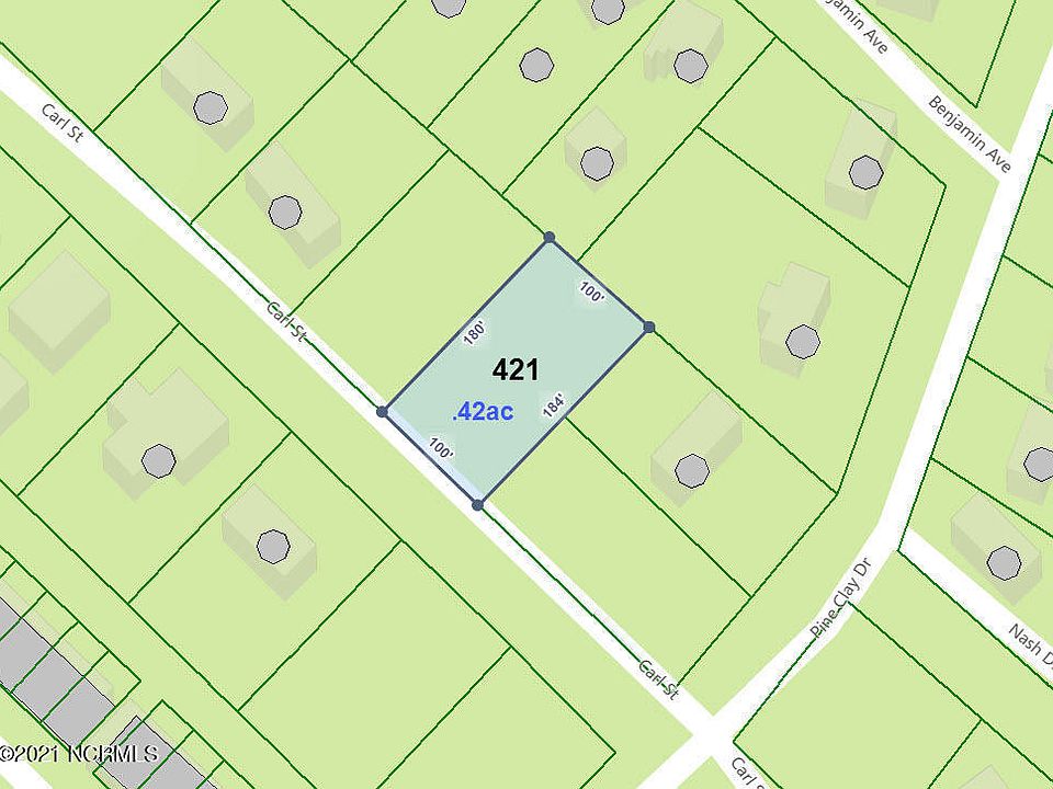 2nd image of 421 Carl St