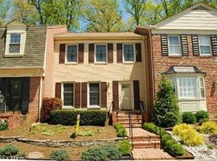 6415 Eastleigh Ct, Springfield, VA 22152