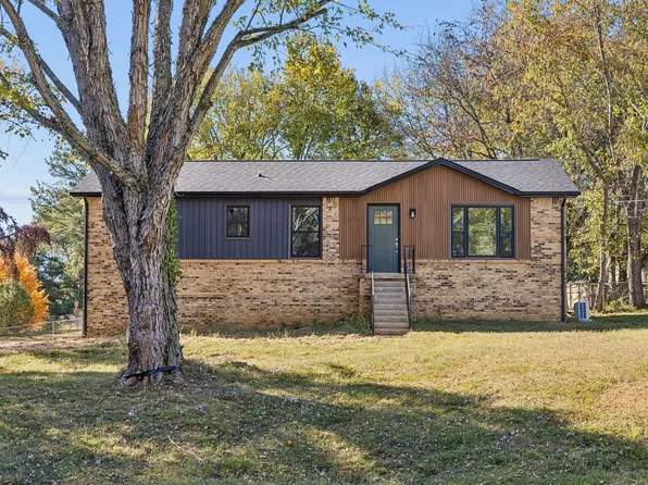 2218 Stokes Rd, Clarksville, TN 37043