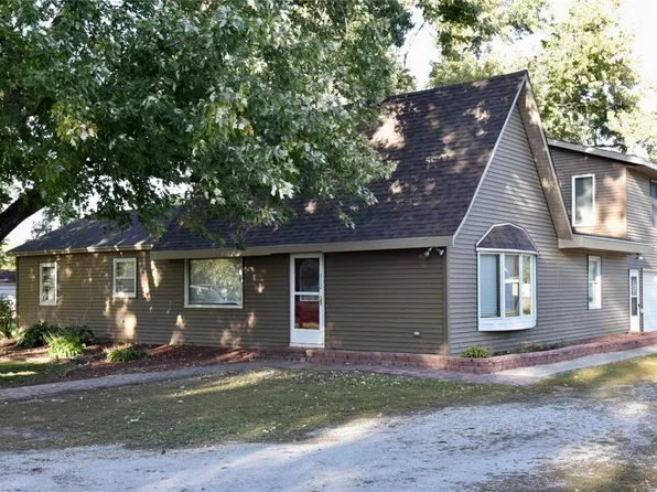 312 S River St, Cambridge, IA 50046