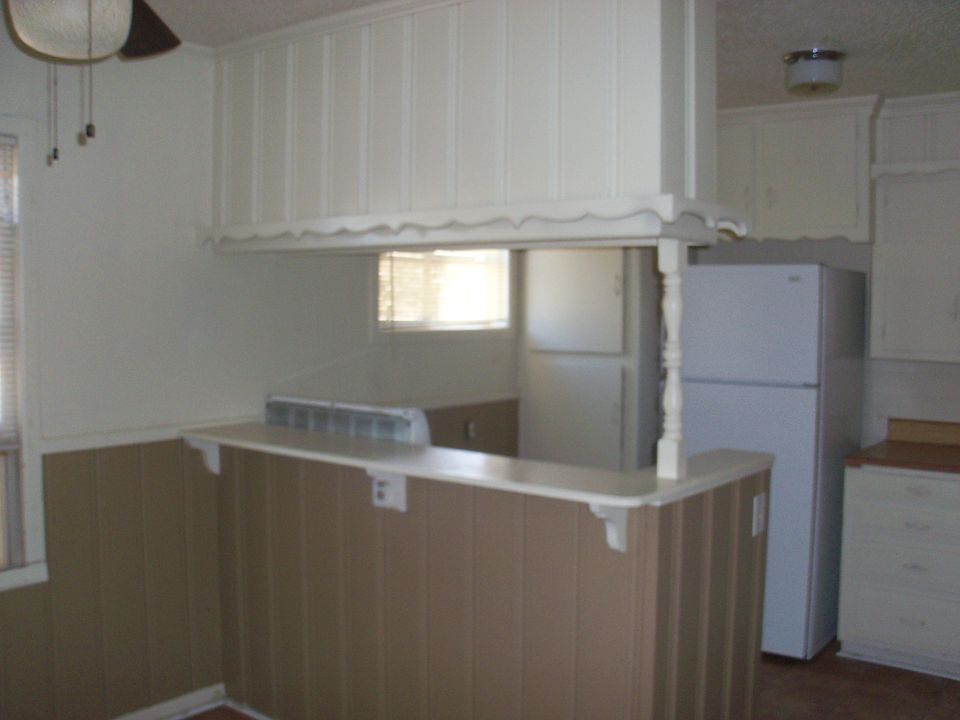 Building Photo 4