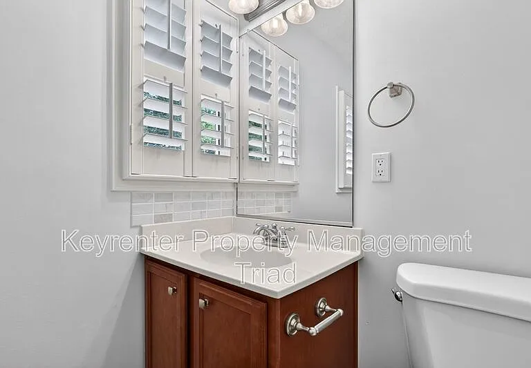 9415 Glen Cross Dr — Photo 21