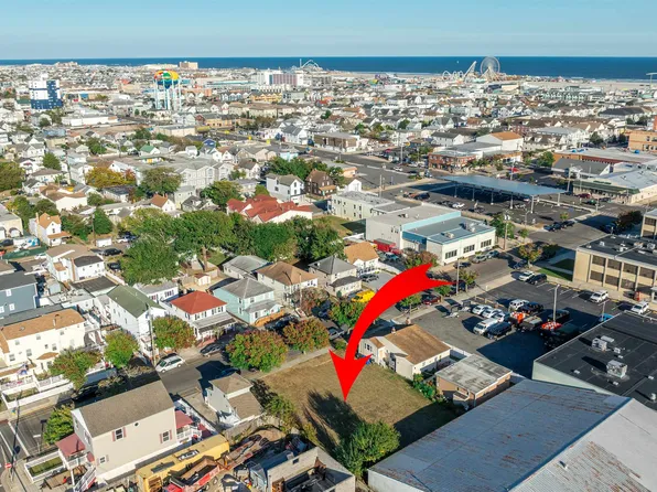 124 & 128 W Montgomery Ave, Wildwood, NJ 08260