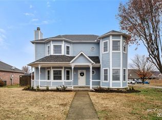 3200 Peach Blossom, Bentonville, AR 72712