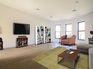 550 7th St APT 3R, Brooklyn, NY 11215