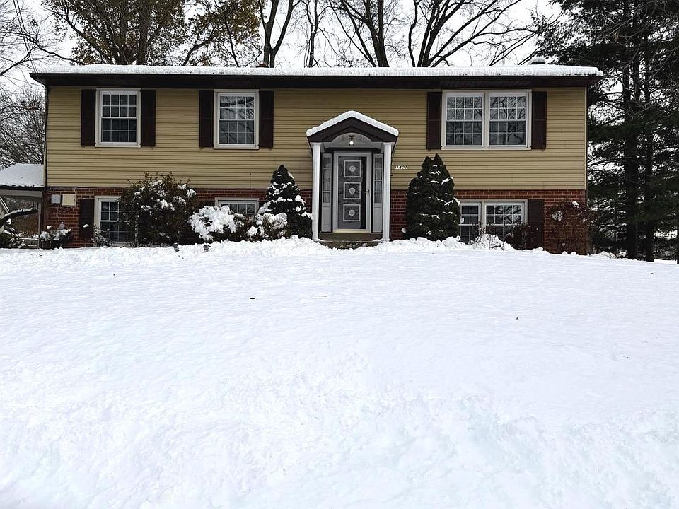 1st image of 1402 Hearth Dr