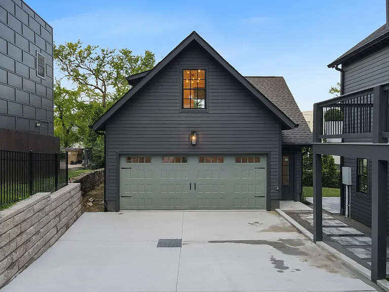 1816 Wildwood Ave — Photo 18