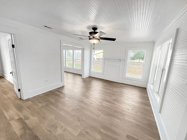 2385 Mowdy Rd, Walnut Grove, MS 39189