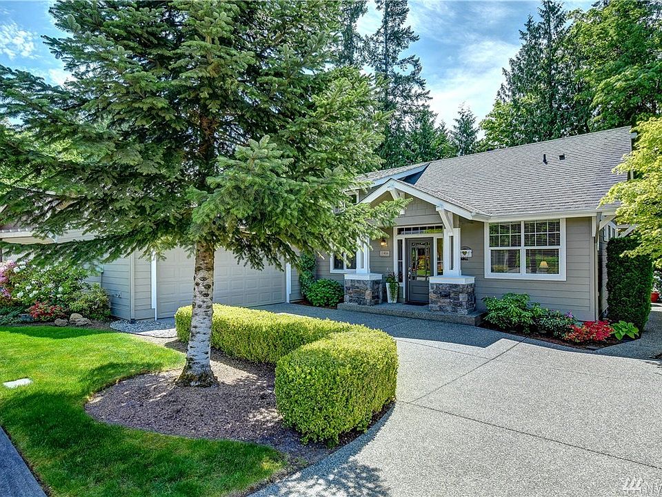 1st image of 11806 Big Leaf Way NE
