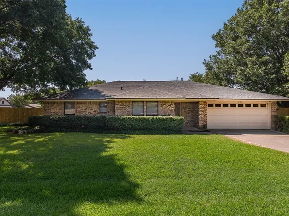 12120 Linkway Dr, Aledo, TX 76008