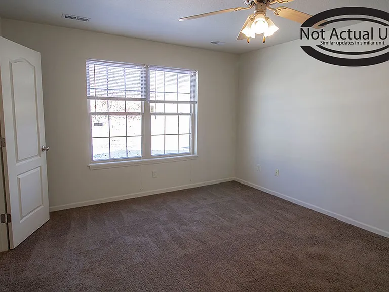 1500 Bodie Dr — Photo 12