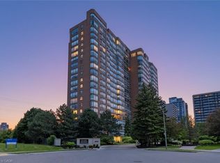Grand Regency, Burlington, ON L7S 2J9
