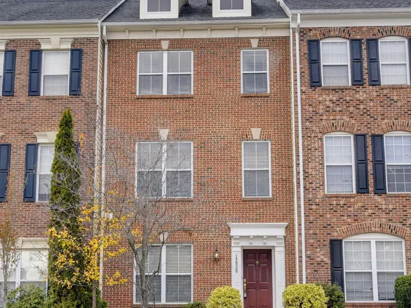 12838 Marblestone Dr, Woodbridge, VA 22192