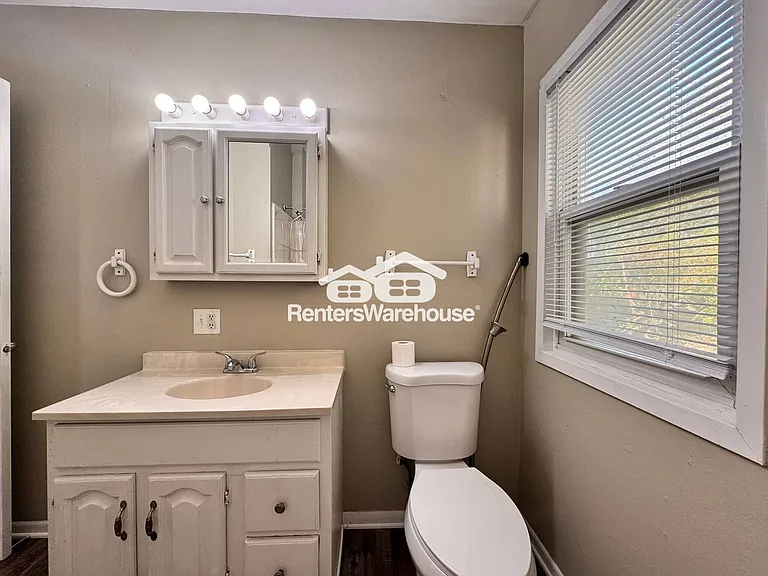 709 Bell Ave — Photo 4