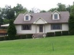 1022 Gregory Ln, Lawrenceburg, KY 40342