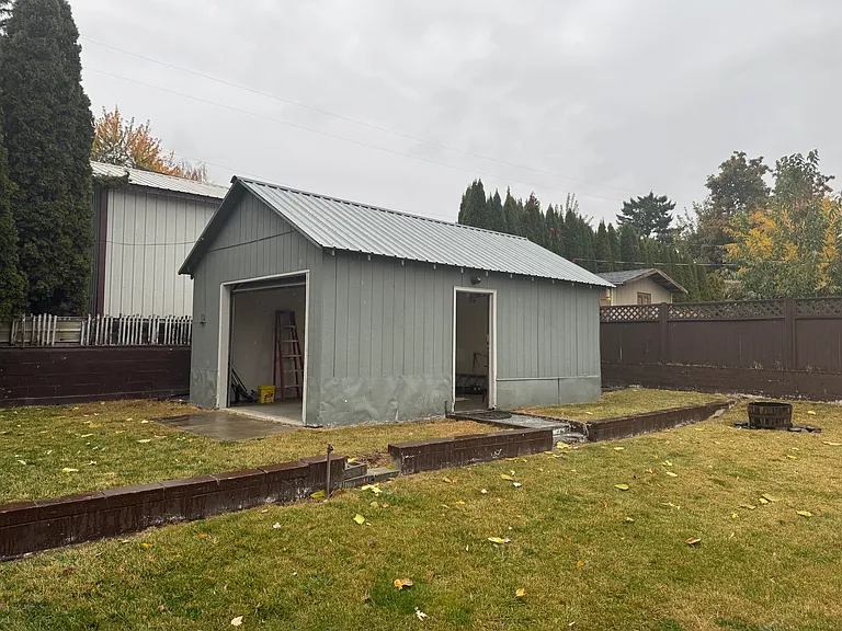 210 Adams Park Dr — Photo 10