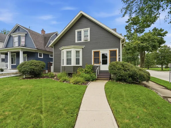 611 Kinnaird Ave, Fort Wayne, IN 46807