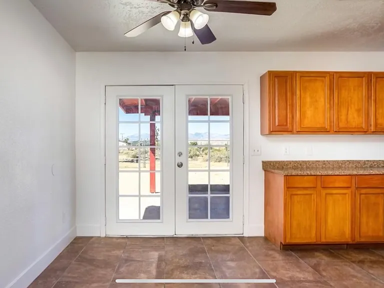 7360 Goleta Ave — Photo 22