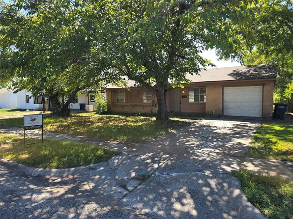 3609 Edgebrook Dr, Mesquite, TX 75150