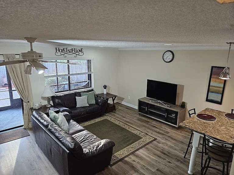 6248 Peregrine Ct — Photo 12