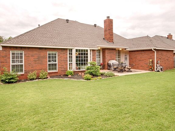4th image of 15504 Arbuckle Hts