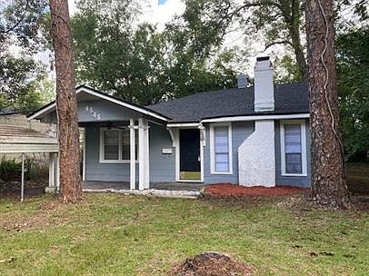 3rd image of 4545 Royal Ave
