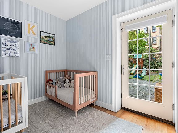 5th image of 133 Sterling Pl APT 1A