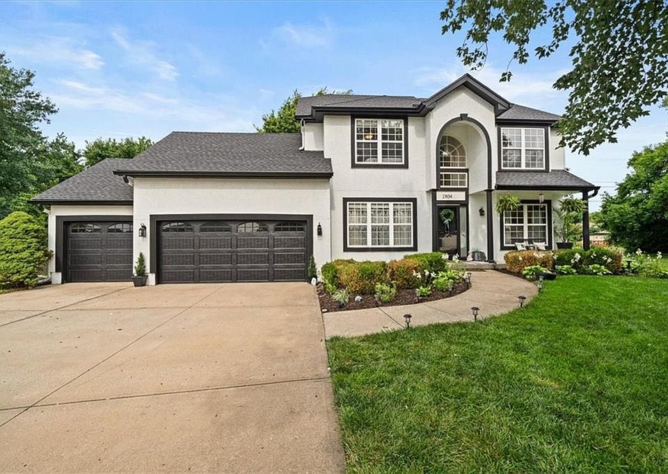 1st image of 2804 SE Bingham Pl