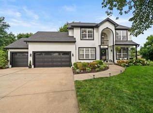 2804 SE Bingham Pl, Lees Summit, MO 64063