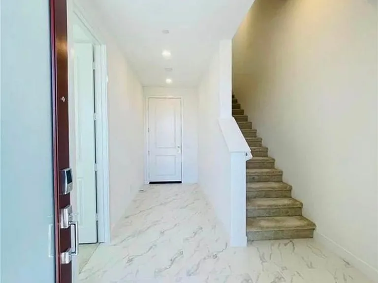 152 Restore — Photo 13