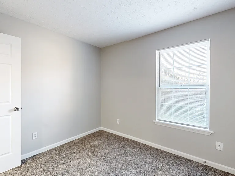 Brandy View Apartments — Photo 8