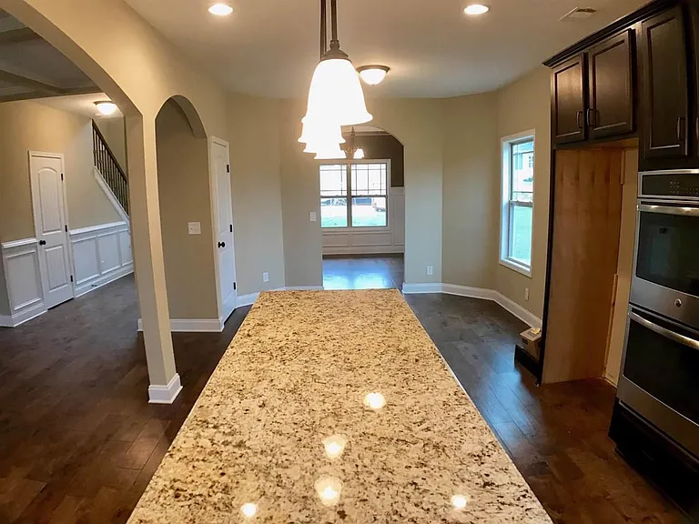 179 Melbourne Dr — Photo 14