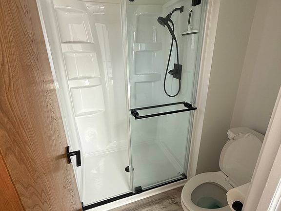 4th image of 907 E Aberdeen Dr