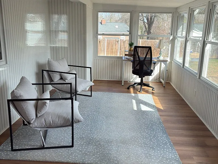 304 Pine Knoll Dr — Photo 5