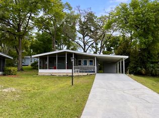 307 Cypress Curv #52, Lady Lake, FL 32159