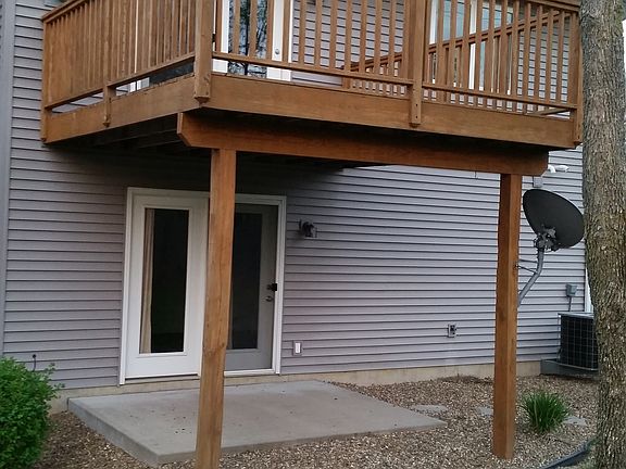 3rd image of 985 Twilight Dr