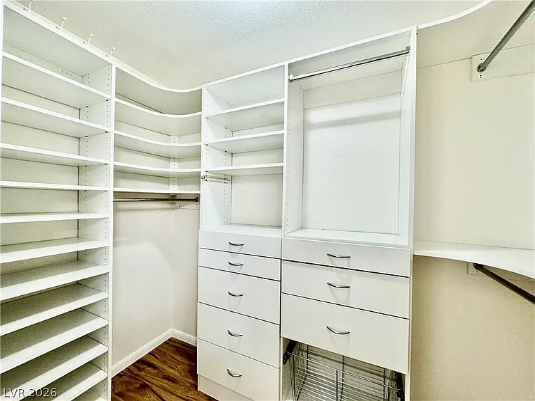 1437 Waterton Dr — Photo 13