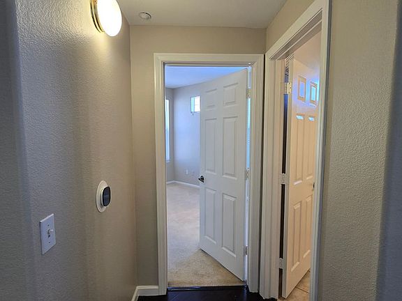 5th image of 5855 Valley Dr Unit 2076