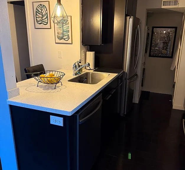 52 Groveland Ter #407 — Photo 3
