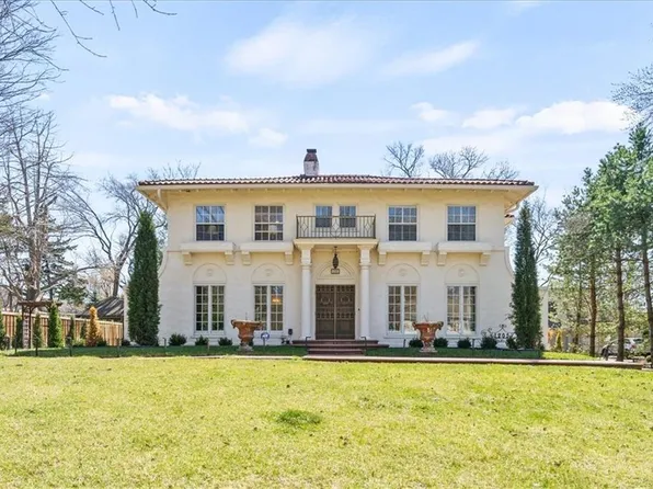 1205 W 60th Ter, Kansas City, MO 64113