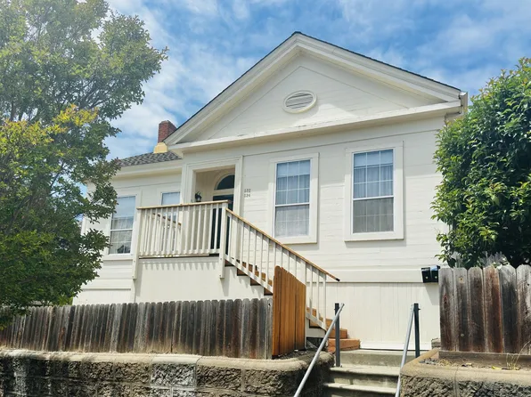 524 Western Ave, Petaluma, CA 94952