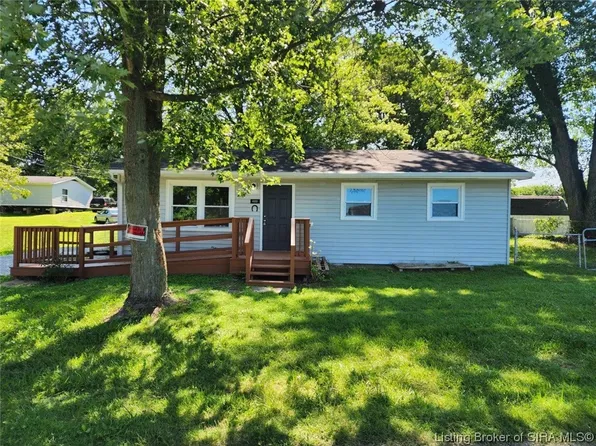 480 Avery Street NE, Palmyra, IN 47164