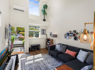 5021 Sand Point Pl NE #E, Seattle, WA 98105