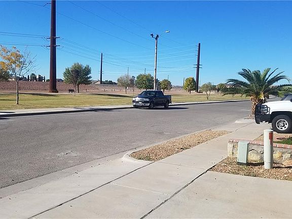5th image of 701 Esmeralda Armendariz Ave