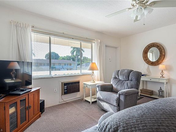4th image of 13150 Kings Point Dr APT 14C